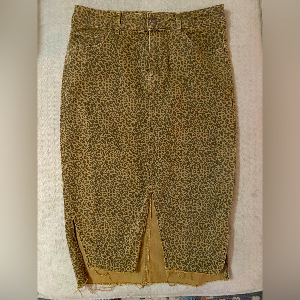 Zara leopard denim skirt